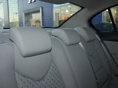 标致408 2011款 1.6L 手动 舒适版