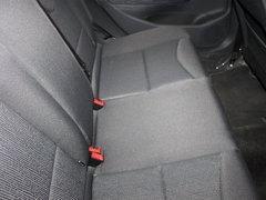 标致408 2011款 1.6L 自动 舒适版