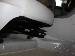 标致408 2011款 2.0L 手动 舒适版