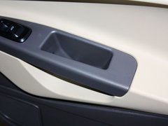 嘉年华 2011款 两厢 1.5L 自动 时尚型