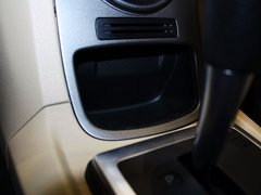 嘉年华 2011款 两厢 1.5L 自动 时尚型
