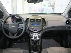 雪佛兰  三厢 1.4SL 手动 中控台整体