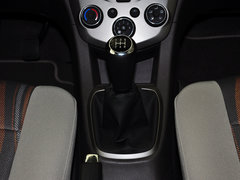 爱唯欧 2011款 三厢 1.4SL 手动 