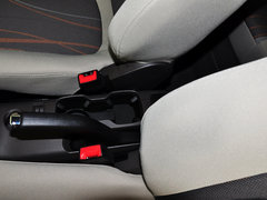 爱唯欧 2011款 三厢 1.4SL 手动 