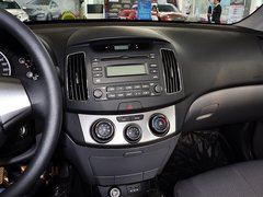 悦动 2011款 1.6L 手动 豪华型 GLS