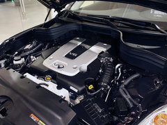 英菲尼迪  EX25 2.5 AT 發動機局部特寫