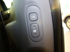 起亚VQ 2011款 2.7L 自动 舒适版 7座