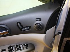 起亚VQ 2011款 2.7L 自动 舒适版 7座