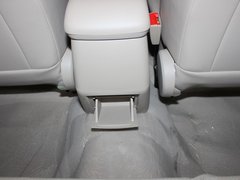 奇瑞E5 2011款 1.5L 手动 优悦型