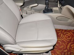 奇瑞E5 2011款 1.5L 手动 优悦型