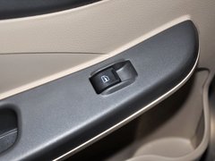 奇瑞E5 2011款 1.5L 手动 优悦型