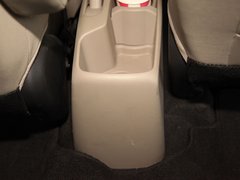 起亚K2 2011款 1.4L 自动 TOP