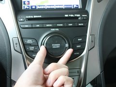 雅尊 2011款 2.4L 自动 旗舰型