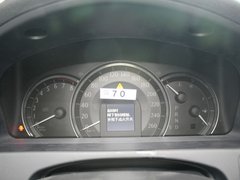一汽丰田  皇冠 V6 2.5 AT 方向盘后方仪表盘