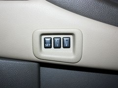 楼兰 2011款 3.5L CVT 5座