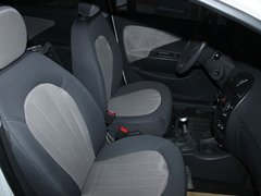 瑞麒  X1 1.3 MT 副驾驶席座椅45度特写