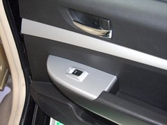 野马F10 2011款 1.5L 手动 尊贵型 5座