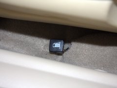 野马F10 2011款 1.5L 手动 尊贵型 5座