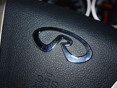 威麟X5 2011款 2.0T 手动 两驱舒适型 5座