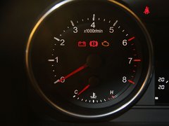 哈弗H6 2011款 2.0L 手动 汽油两驱尊贵型 5座