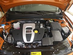 MG  MG6 掀背 1.8T AT 发动机局部特写