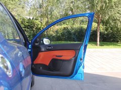 雪铁龙C2 2012款 1.6L 自动 运动型