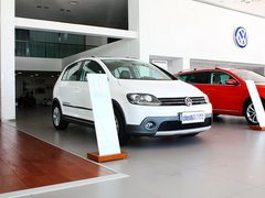 大众(进口)  Cross Golf 1.4 TSI 车辆右侧45度角