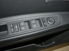 荣威350 2011款 plus 350S 1.5L 自动 讯悦版