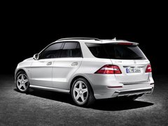 奔驰M级 2012款 ML350 3.5L 动感型 5座