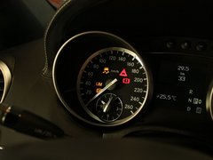 奔驰GL级 2011款 GL450 4.7L 尊贵型 Grand Edition 7座