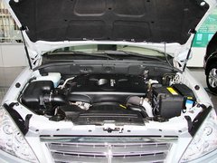 双龙汽车  享御 2.0 AT 发动机局部特写