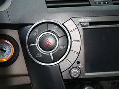 享御 2011款 2.0 自动 四驱豪华导航版 5座