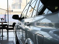 享御 2011款 2.0 自动 四驱豪华导航版 5座