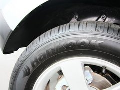 享御 2011款 2.0 自动 四驱豪华导航版 5座