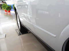 享御 2011款 2.0 自动 四驱豪华导航版 5座