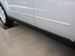 享御 2011款 2.0 自动 四驱豪华导航版 5座