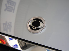 享御 2011款 2.0 自动 四驱豪华导航版 5座