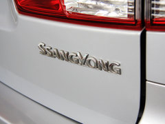 享御 2011款 2.0 自动 四驱豪华导航版 5座