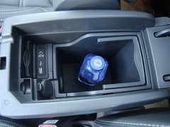 科雷傲（进口） 2012款 2.5 CVT 四驱豪华导航版 5座