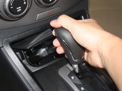 奔腾B50 2012款 1.6L 手动 时尚型
