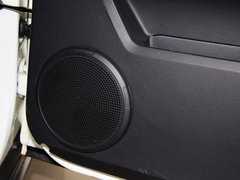 爱腾 2011款 2.0T 自动 两驱豪华导航版 5座