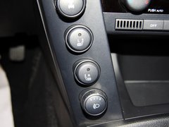 爱腾 2011款 2.0T 自动 两驱豪华导航版 5座