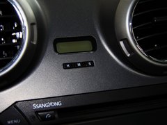 爱腾 2011款 2.0T 自动 两驱豪华导航版 5座
