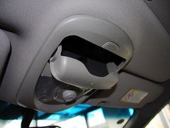 爱腾 2011款 2.0T 自动 两驱豪华导航版 5座