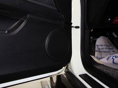 爱腾 2011款 2.0T 自动 两驱豪华导航版 5座