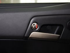 爱腾 2011款 2.0T 自动 两驱豪华导航版 5座