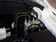 爱腾 2011款 2.0T 自动 两驱豪华导航版 5座