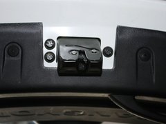 爱腾 2011款 2.0T 自动 四驱豪华导航版 5座