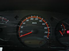 爱腾 2011款 2.0T 自动 四驱豪华导航版 5座