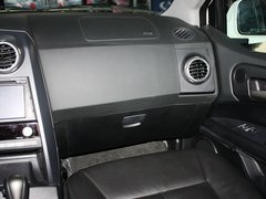 爱腾 2011款 2.0T 自动 四驱豪华导航版 5座
